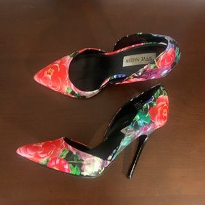 Steve Madden Vincible Floral Pumps size 9